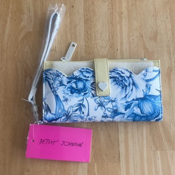 Betsey Johnson Blue white yellow Floral Wallet wristlet phone holder NWT. - Picture 2 of 13